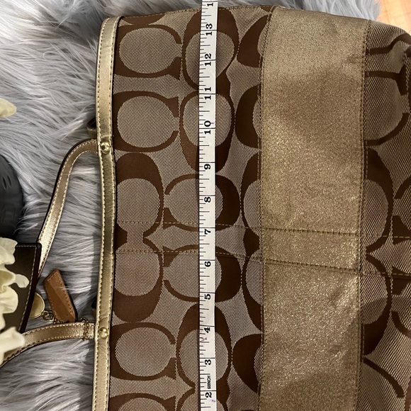 Coach handbag - Picture 8 of 9